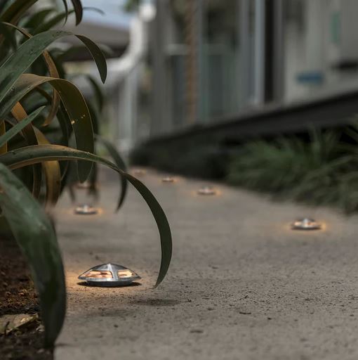 Luminarias empotradas a piso